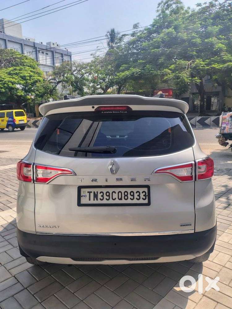 Renault Triber Rxz, 2021, Petrol