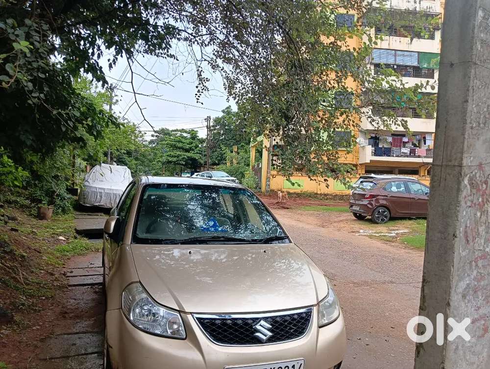 Maruti Suzuki Sx4 2010