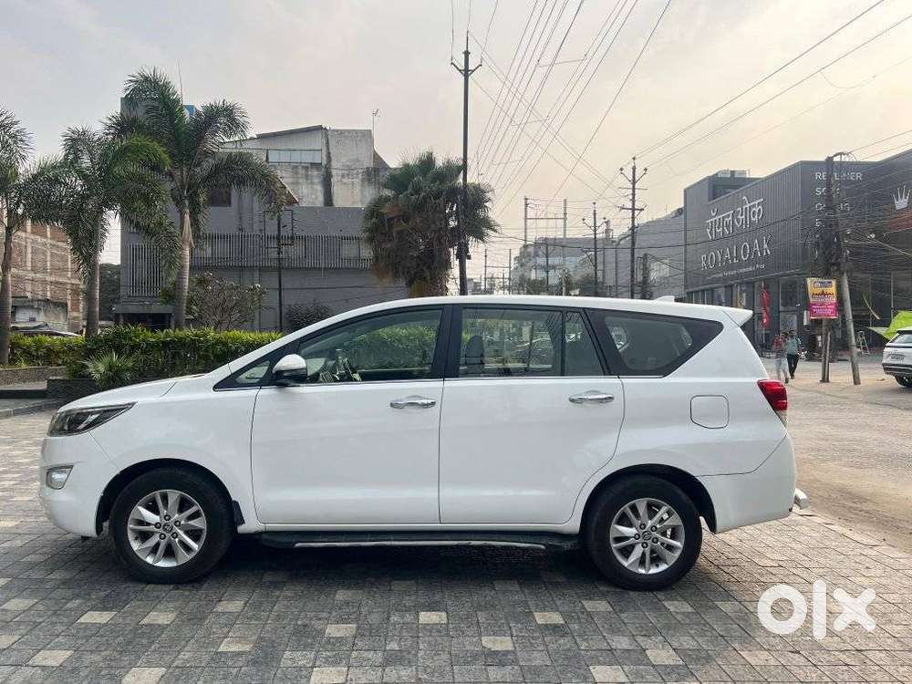 Toyota Innova Crysta 2.4 V 8 Str, 2019, Diesel