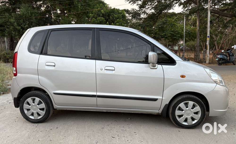 Maruti Suzuki Estilo Vxi, 2013, Petrol