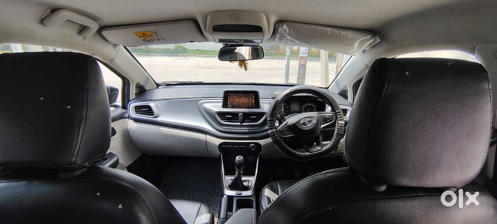 Tata Altroz Xz, 2022, Petrol