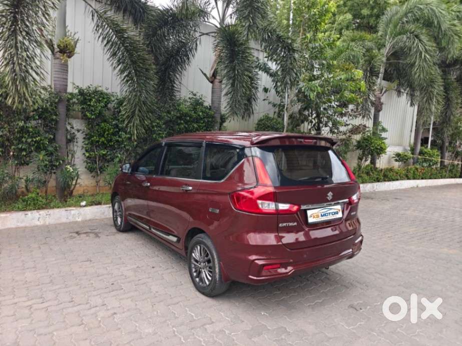 Maruti Suzuki Ertiga 1.5 Zxi Plus Shvs, 2021, Cng & Hybrids
