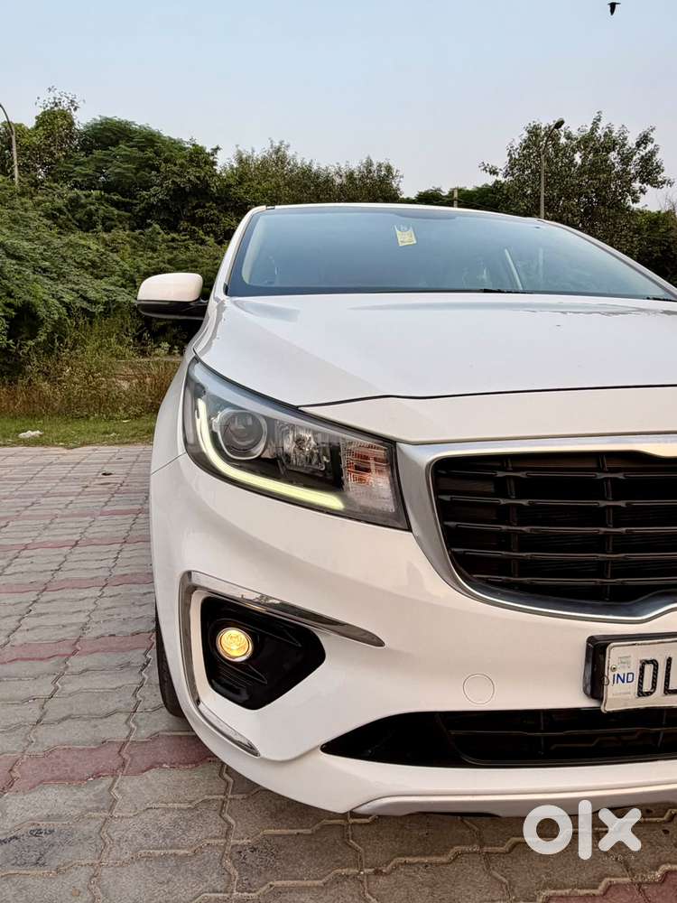 Kia Carnival Premium, 2021, Diesel
