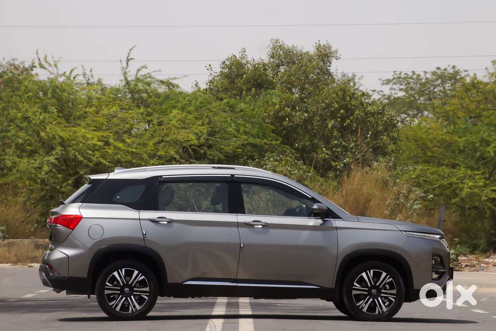 Mg Hector Plus Sharp Pro 1.5 Turbo Petrol Cvt 6 Str, 2026, Petrol