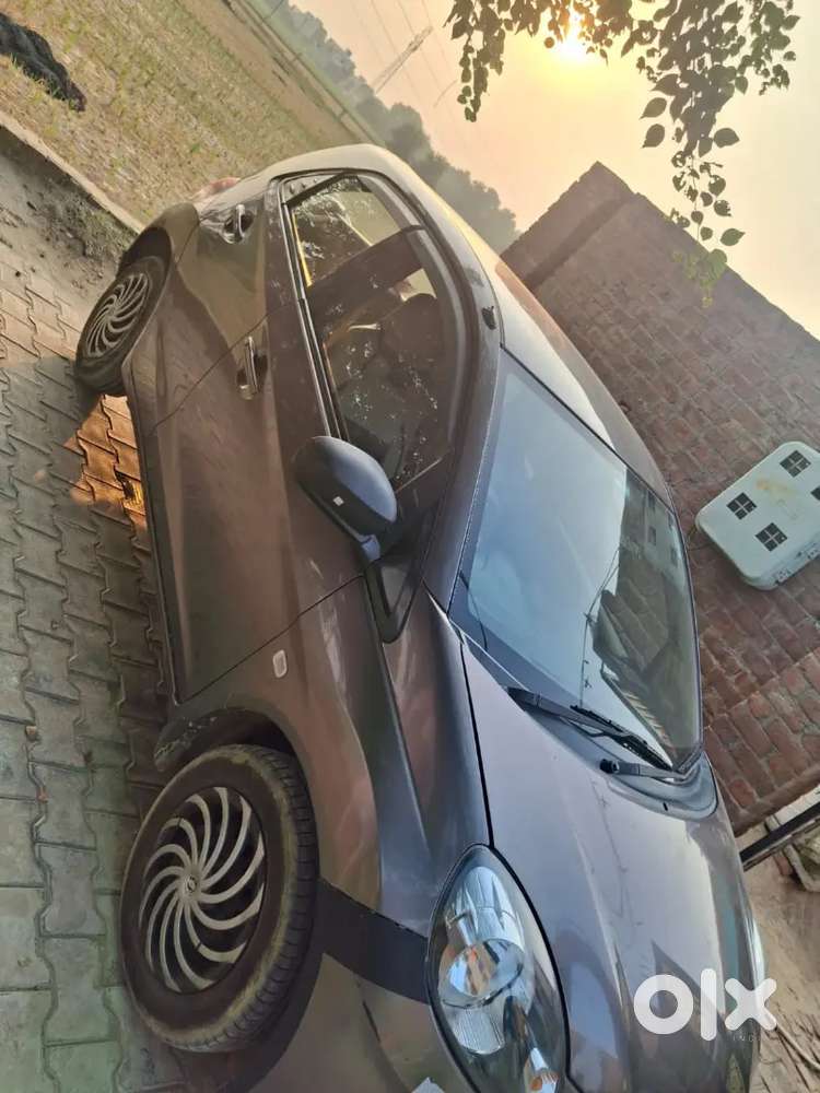 Honda Brio Petrol 2013
