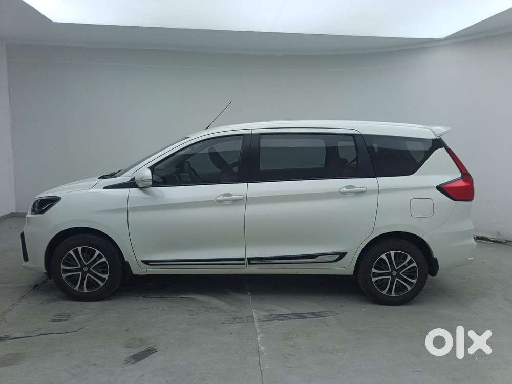 Maruti Suzuki Ertiga Vxi At, 2024, Petrol