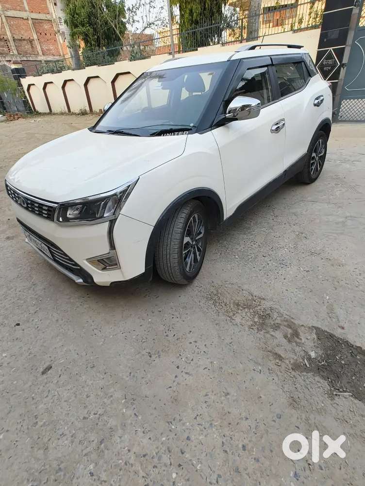 Mahindra Xuv300 W8 Optional Sunroof Diesel
