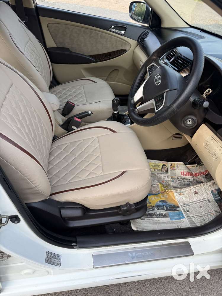 Hyundai Fluidic Verna 1.6 Vtvt Sx, 2011, Petrol