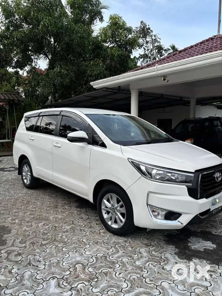 Toyota Innova Crysta-gx Mt-2019