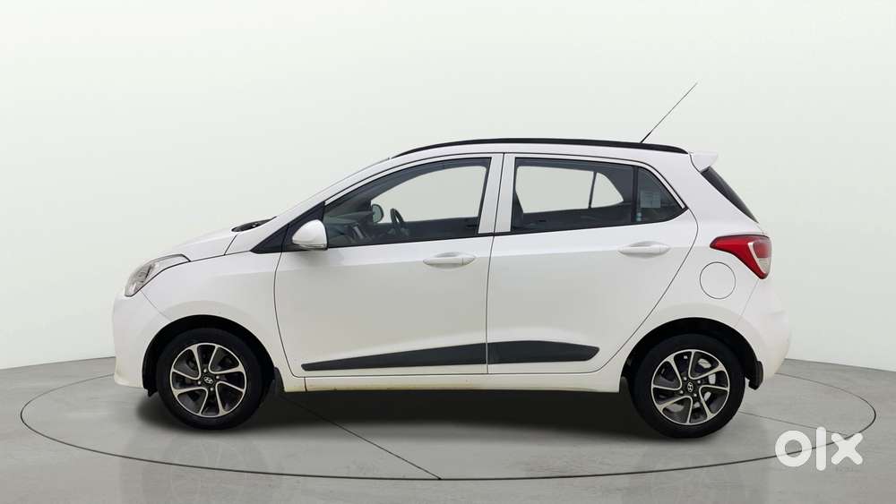 Hyundai Grand I10 [2017-2020] 1.2 Kappa Vtvt Sportz At, 2019, Petrol