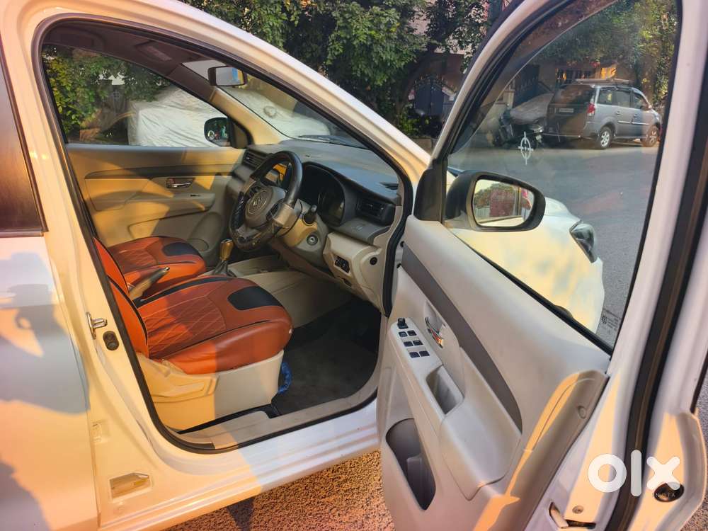 Maruti Suzuki Ertiga 2022-2023 Vxi Cng, 2022, Petrol