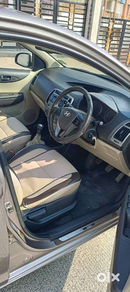 Hyundai I20 Sportz 1.2, 2013, Petrol