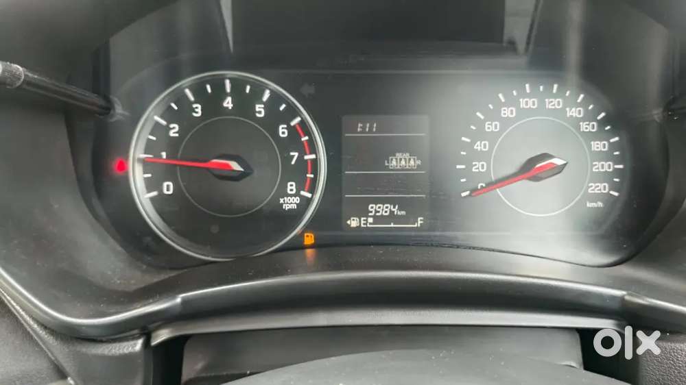 Maruti Suzuki Swift 1.3 Petrol Manual 2024