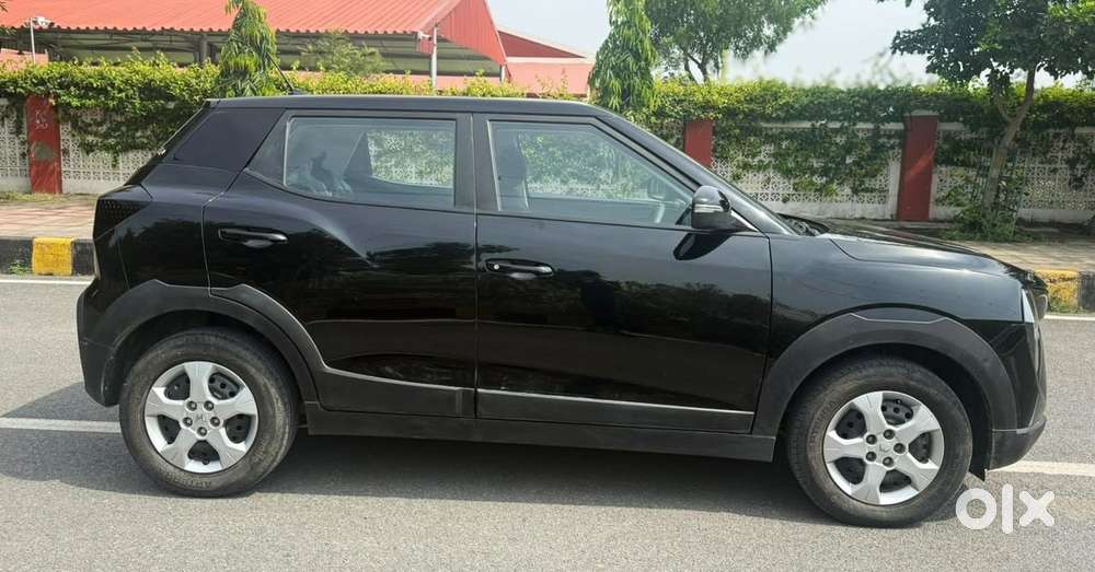 Mahindra Xuv 3xo Mx3, 2024, Petrol