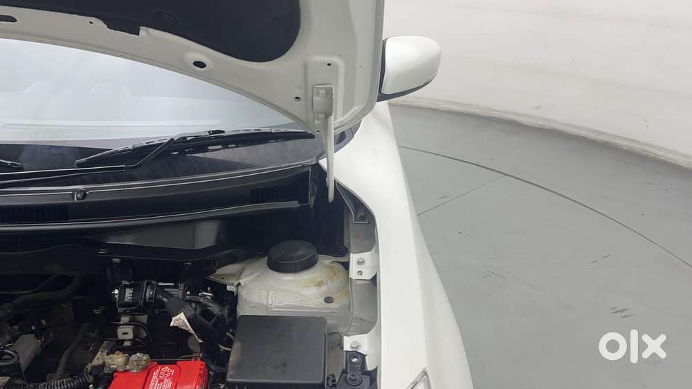 Maruti Suzuki Swift Vvt Vxi, 2022, Petrol