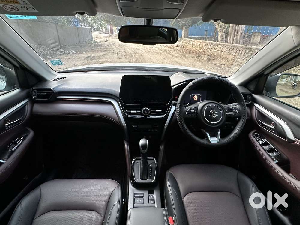 Maruti Suzuki Grand Vitara 1.5 Alpha Smart Hybrid At, 2025, Petrol