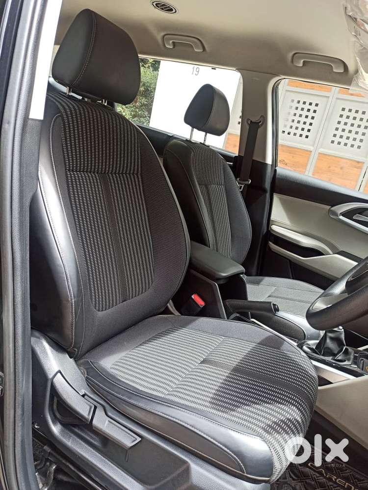 Kia Carens 1.4 Prestige Turbo 7 Str, 2022, Petrol