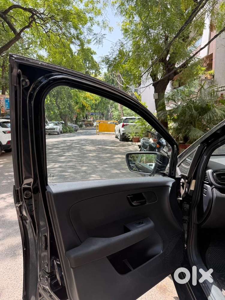 Tata Automatic Petrol 2022 Car