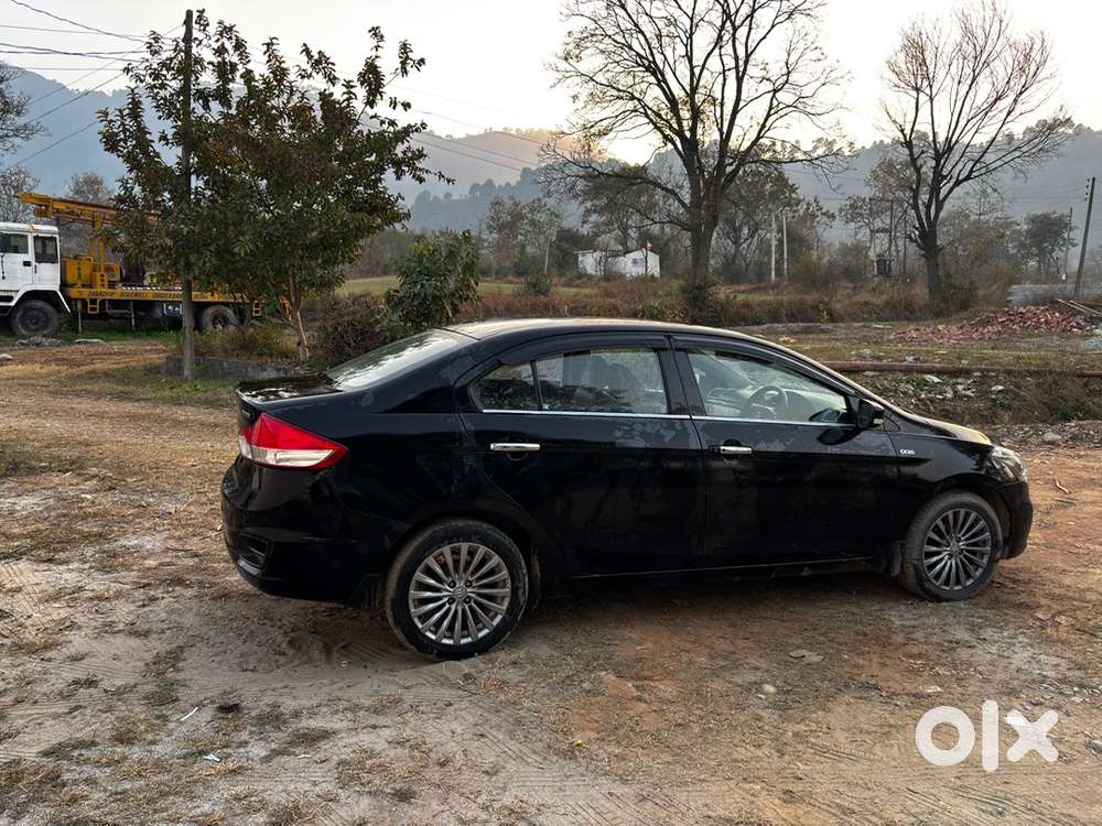 Maruti Ciaz Zdi Shvs Plus 2017  Hybrid Midnight Black  Colour