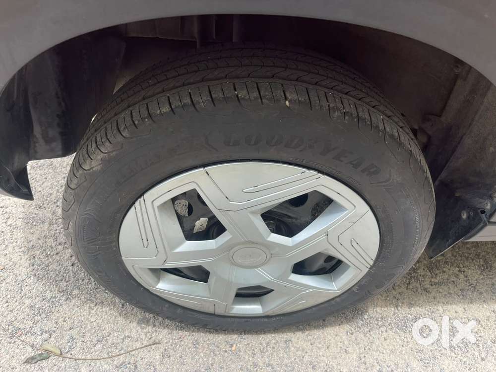 Tata Nexon Smart Plus S 1.2 Revotron Petrol 5 Mt, 2023, Petrol
