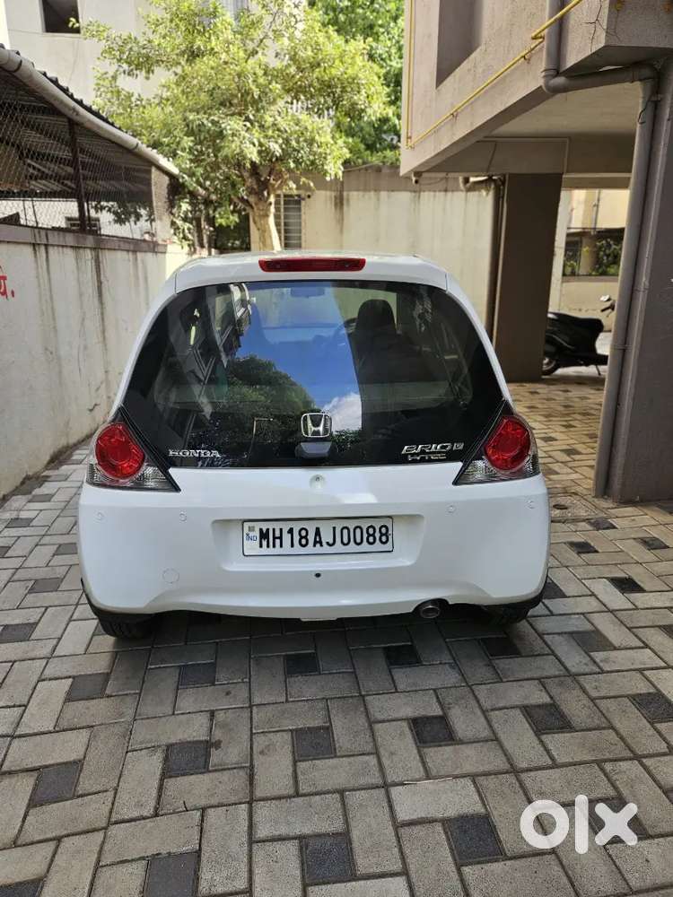Honda Brio 2012 Petrol Well Maintained