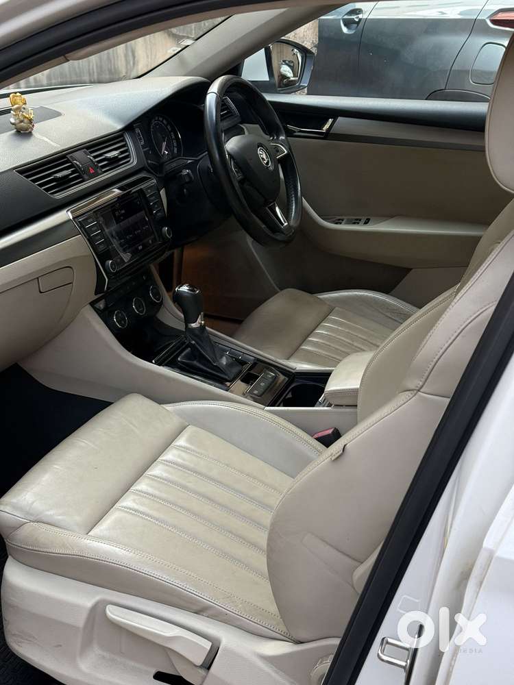 Skoda Superb Style 1.8 Tsi Mt, 2017, Petrol