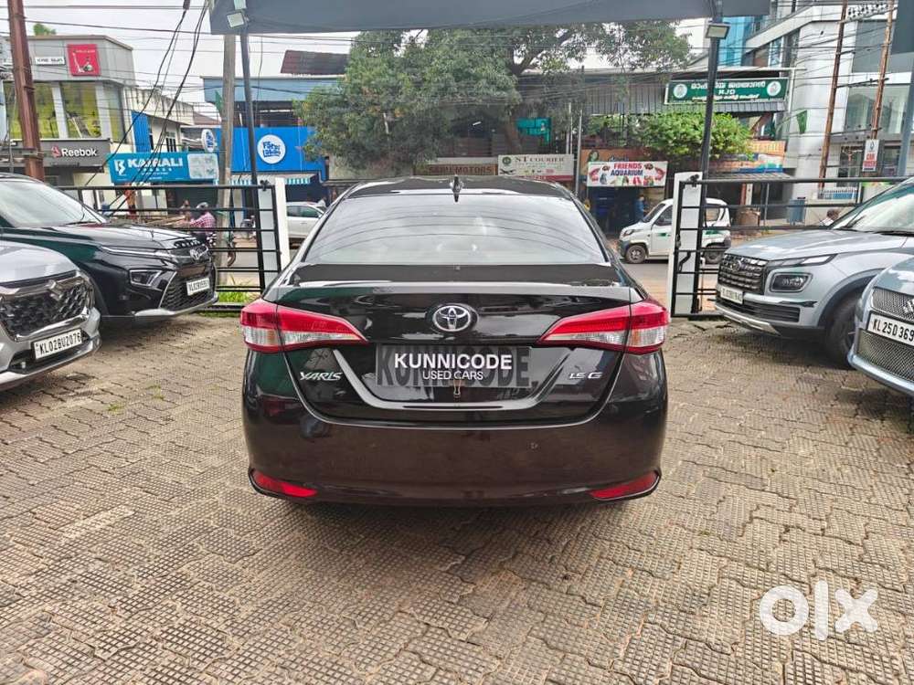 Toyota Yaris G Cvt, 2019, Petrol