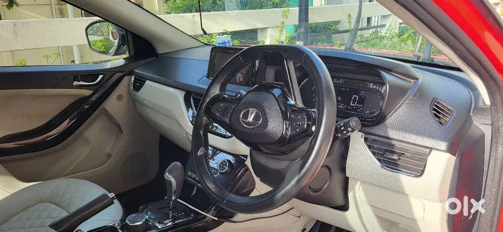 Tata Nexon 2022 Petrol 43000 Km Driven, In Showroom Condition