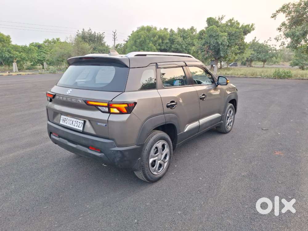 Maruti Suzuki Brezza 1.5 Lxi Smart Hybrid, 2023, Petrol