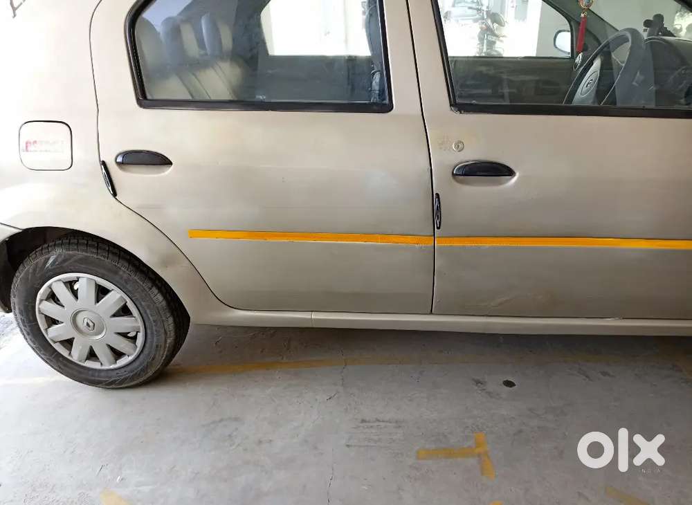 Mahindra Logan Petrol 2009