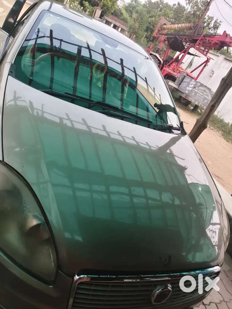 Fiat Linea 2011 Petrol 76000 Km Driven