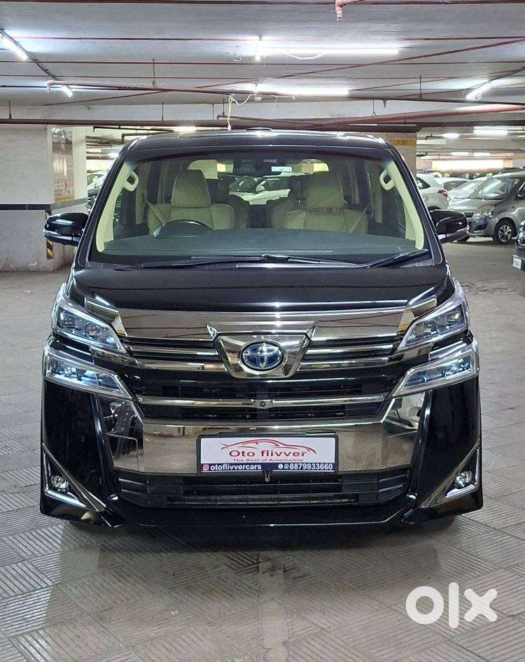 Toyota Vellfire 2.5 Hybrid, 2022, Petrol