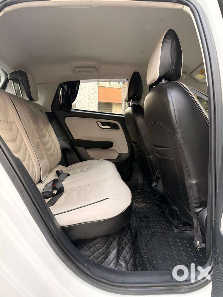 Tata Altroz Xz Icng, 2023, Petrol