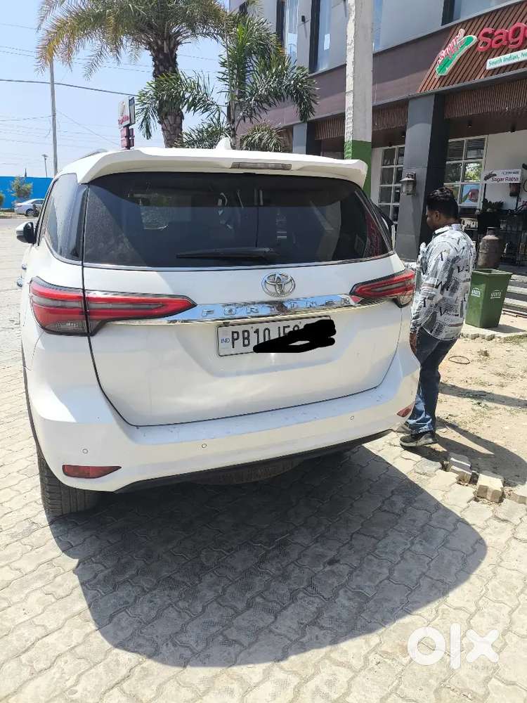 Toyota Fortuner 2024