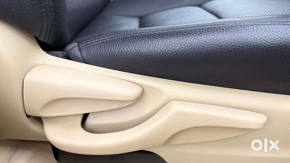 Toyota Yaris G Cvt, 2019, Petrol