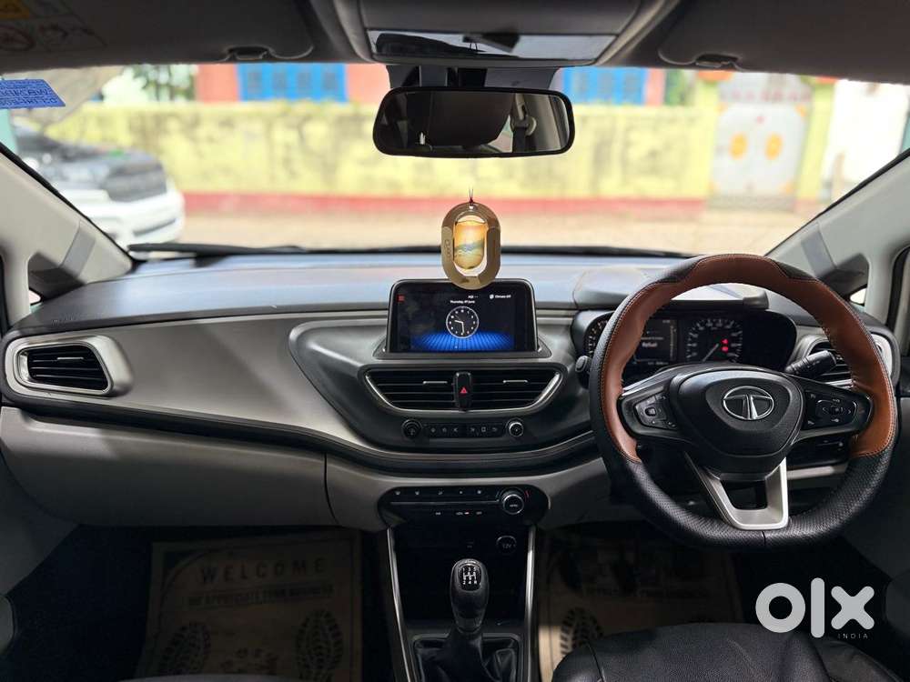 Tata Altroz Xz, 2020, Petrol