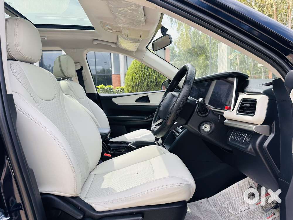 Mahindra Xuv700 2.2 Ax 5 Diesel Mt 7 Str, 2023, Diesel