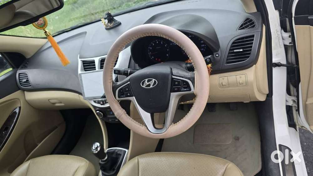 Hyundai Fluidic Verna 1.6 Vtvt Sx, 2014, Petrol