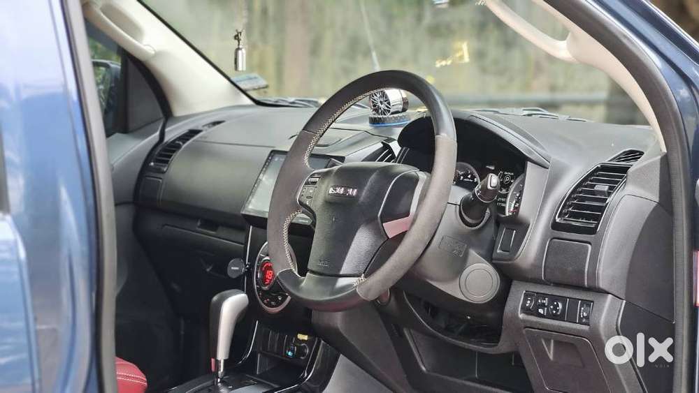 Isuzu D-max V-cross Z 4x2 At, 2023, Diesel