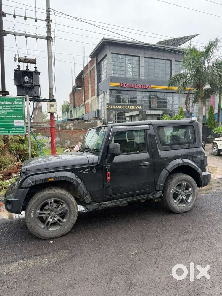 Mahindra Thar Petrol 2023