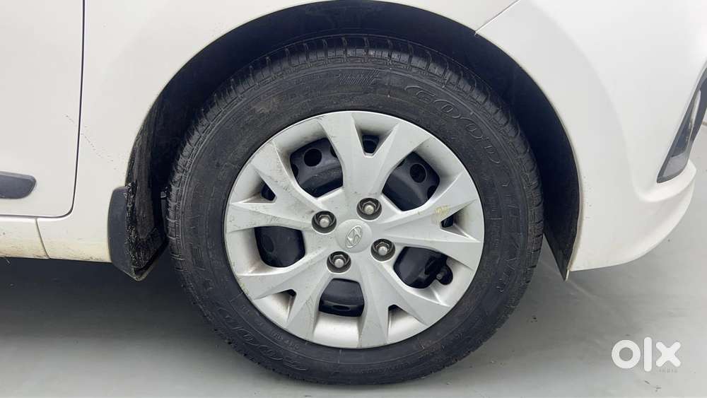 Hyundai Grand I10 1.2 Kappa Sportz, 2015, Petrol
