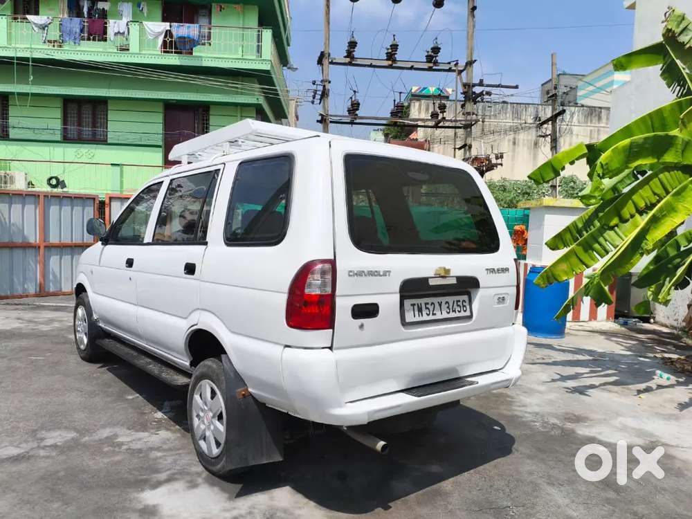 Chevrolet Tavera 2011 Diesel 180000 Km Driven