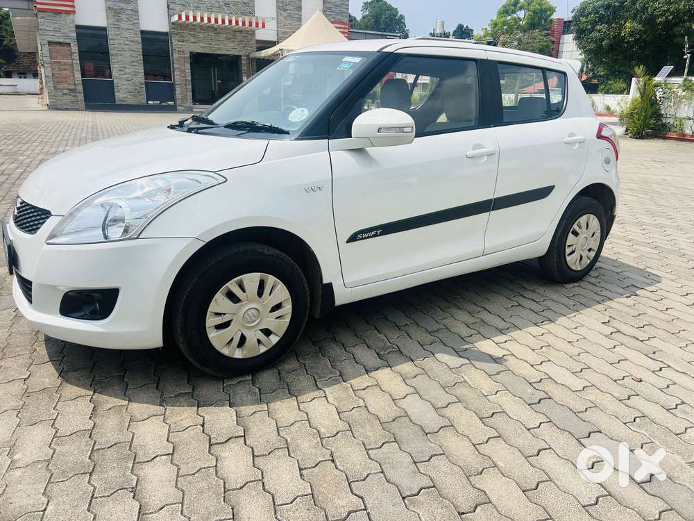 Maruti Suzuki Swift Vxi, 2014, Petrol