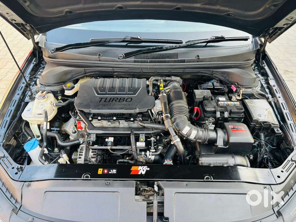 Hyundai Verna 1.5 Sx (o) Turbo Petrol Dct, 2025, Petrol
