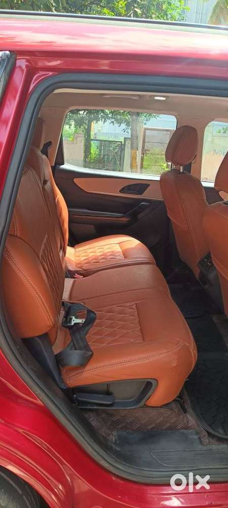 Mahindra Xuv700 2.2 Ax 5 Diesel At 7 Str, 2023, Diesel