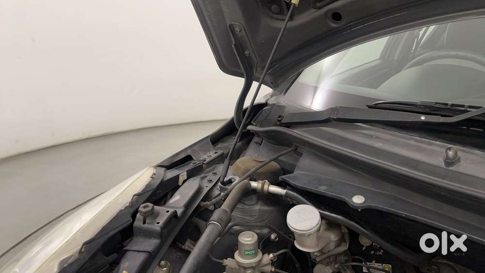 Maruti Suzuki Swift Vvt Vxi, 2012, Petrol