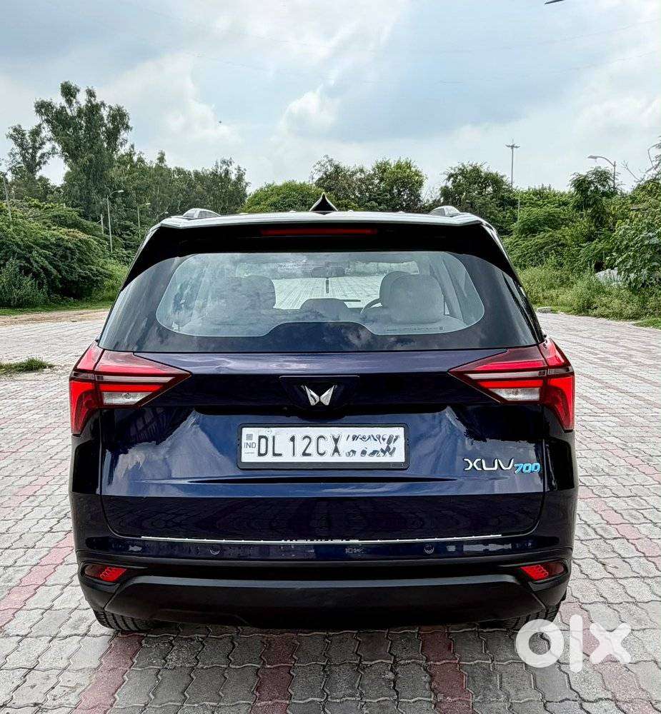 Mahindra Xuv700 Mx Petrol Mt 5 Str (e), 2024, Petrol