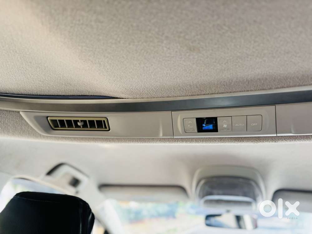 Toyota Innova Crysta 2.4 V, 2017, Diesel