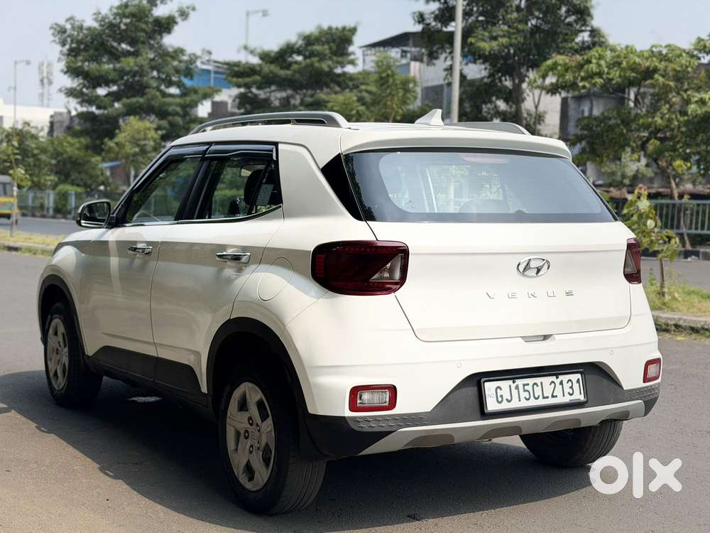 Hyundai Venue 1.2 S Plus, 2021, Petrol