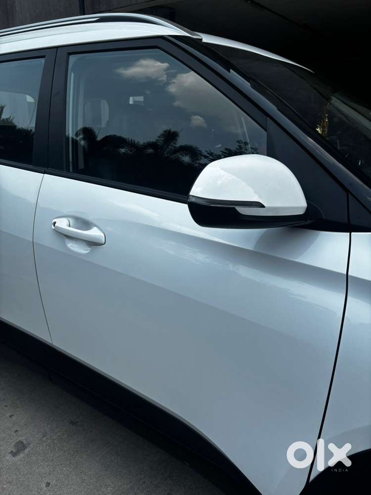 Kia Carens Petrol 2023